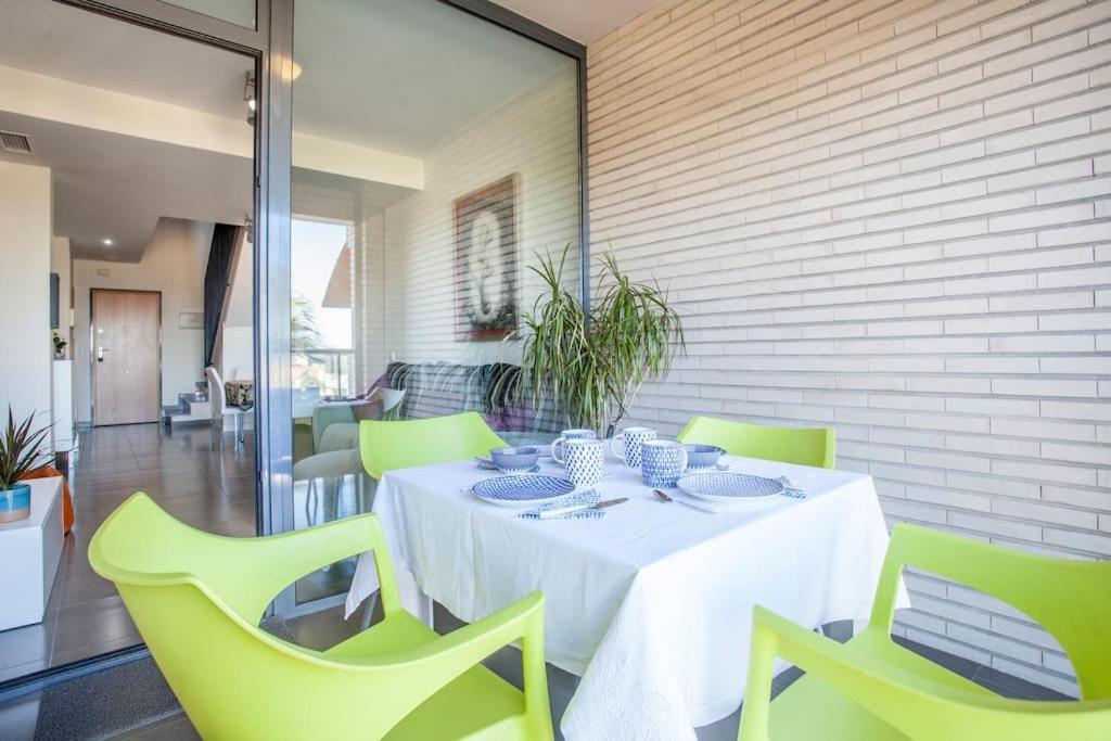 Confortable Beach Appartment With Views To The Sea Puzol Eksteriør bilde